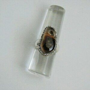 Sterling Silver Brown Marbled Stone center Ring   Size 7 1/4